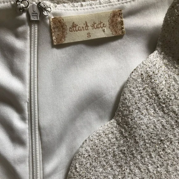 Altar’d State Women’s Sleeveless Scallop V-Neck Knit Skater Dress, White Small - Picture 7 of 11